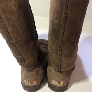 UGG tall boots size 9 Brown